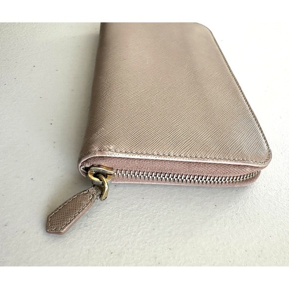 Prada Wallet Saffiano Lux Leather Continental Zip Minimalist Classic Capsule - Picture 15 of 15